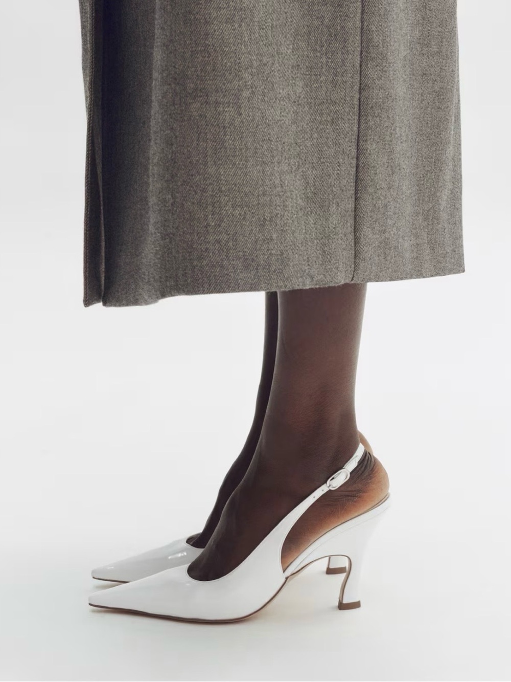 White Pointed-Toe Slingback Heels with Sculpted Mid Heel